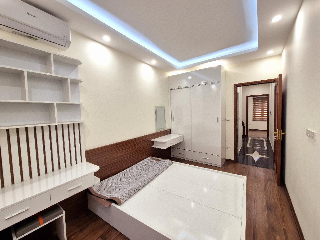 BÁN NHÀ ĐẸP 5 TẦNG 51m2 TẠI YÊN HÒA – CẦU GIẤY, HÀ NỘI – GIÁ 9,3 TỶ