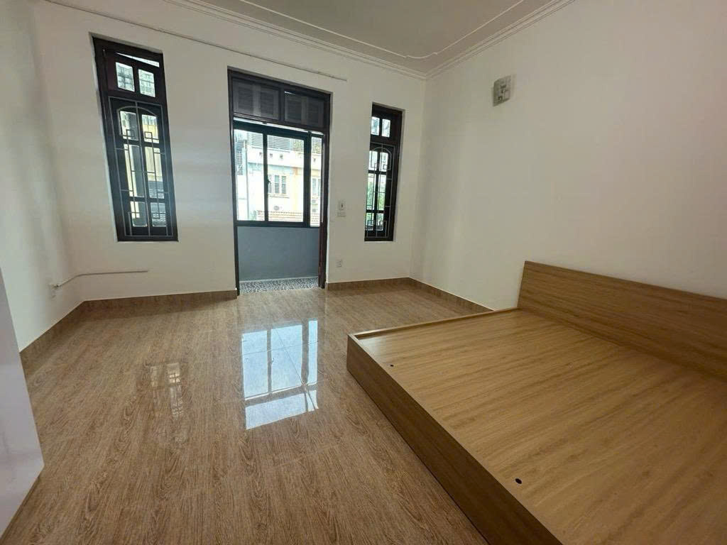 BÁN NHÀ ĐẸP YÊN HÒA 65M2 – 7 PHÒNG CHO THUÊ – 15M RA Ô TÔ – GIÁ 14.5 TỶ