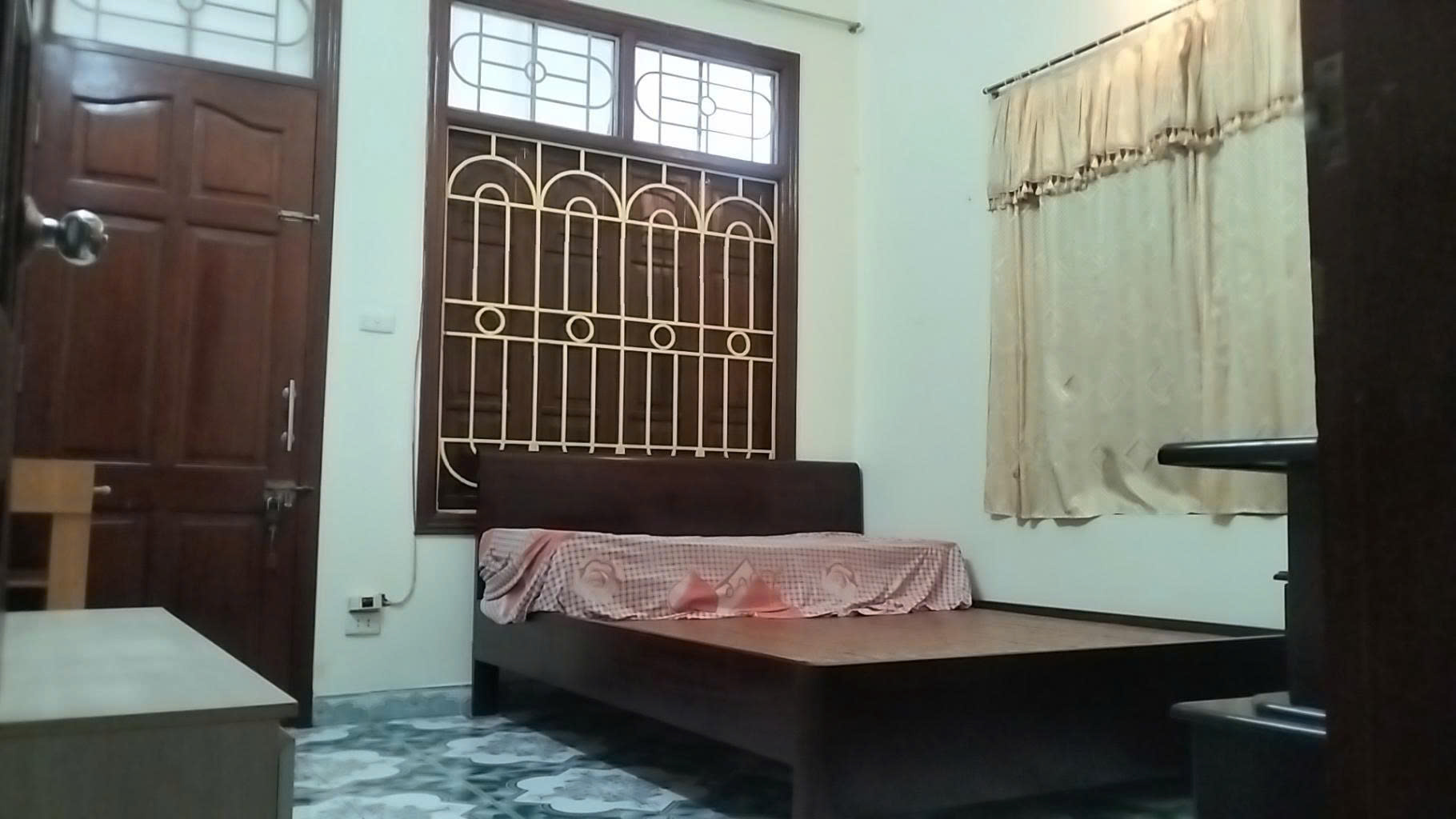 BÁN NHÀ NGUYỄN KHANG – LÔ GÓC 2 THOÁNG – KINH DOANH ĐỈNH – 20M RA Ô TÔ – NGÕ THÔNG – CẠNH CÔNG VIÊN CẦU GIẤY