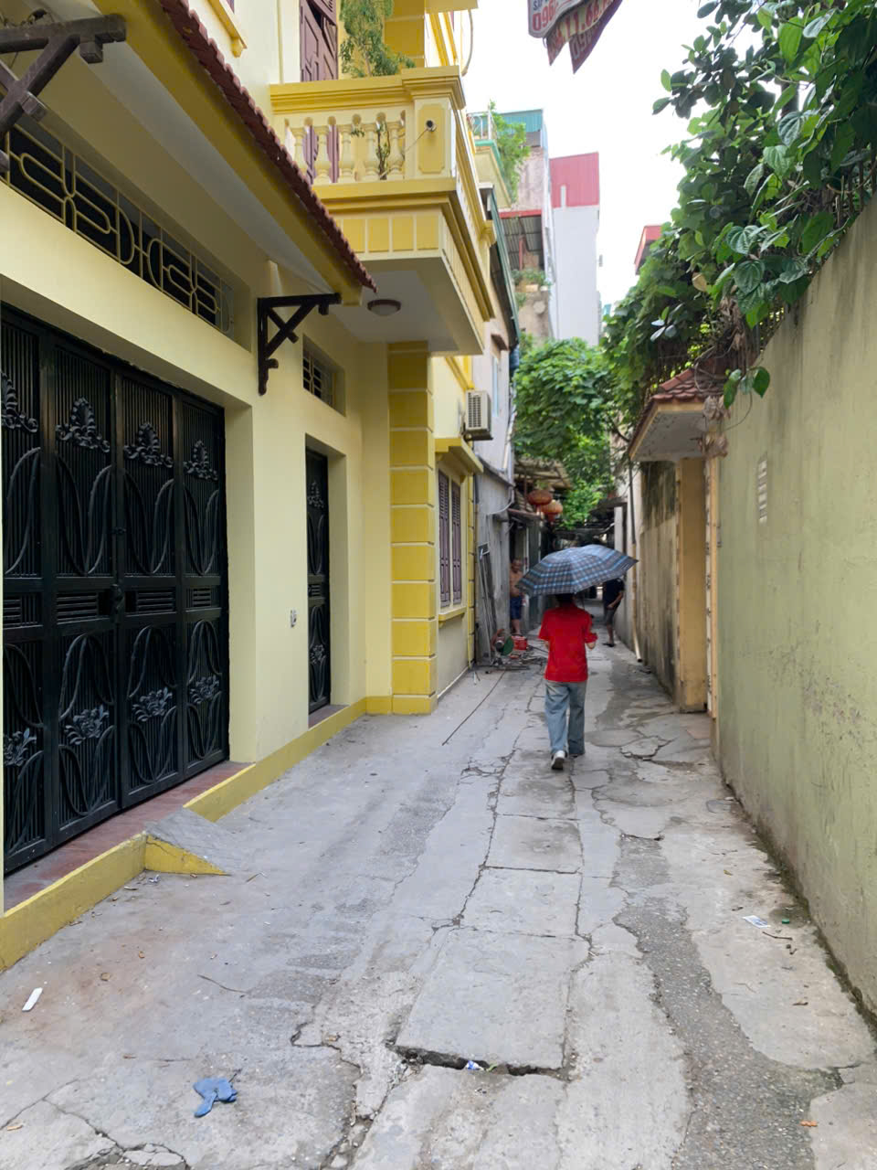 Bán nhà mới thang máy Trần Duy Hưng 5 tầng, nội thất hiện đại, 2 mặt thoáng.