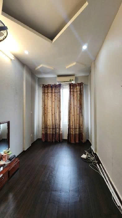 Bán Nhà Mặt Đường NGUYỄN KHANG - Kinh Doanh Đỉnh, Vỉa Hè Rộng - Ô Tô Phi Vèo Vèo, Giá 10đ