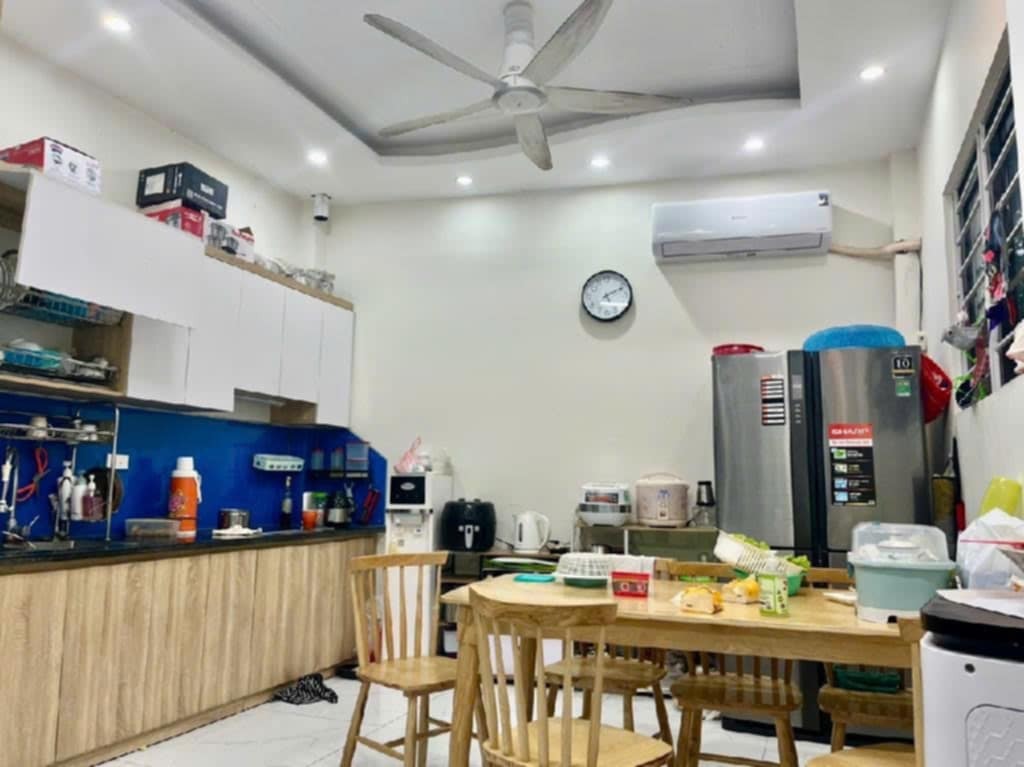 NHÀ PHÂN KHÚC GIÁ TỐT – 4 TẦNG FULL CÔNG NĂNG – TỔ 13 YÊN NGHĨA