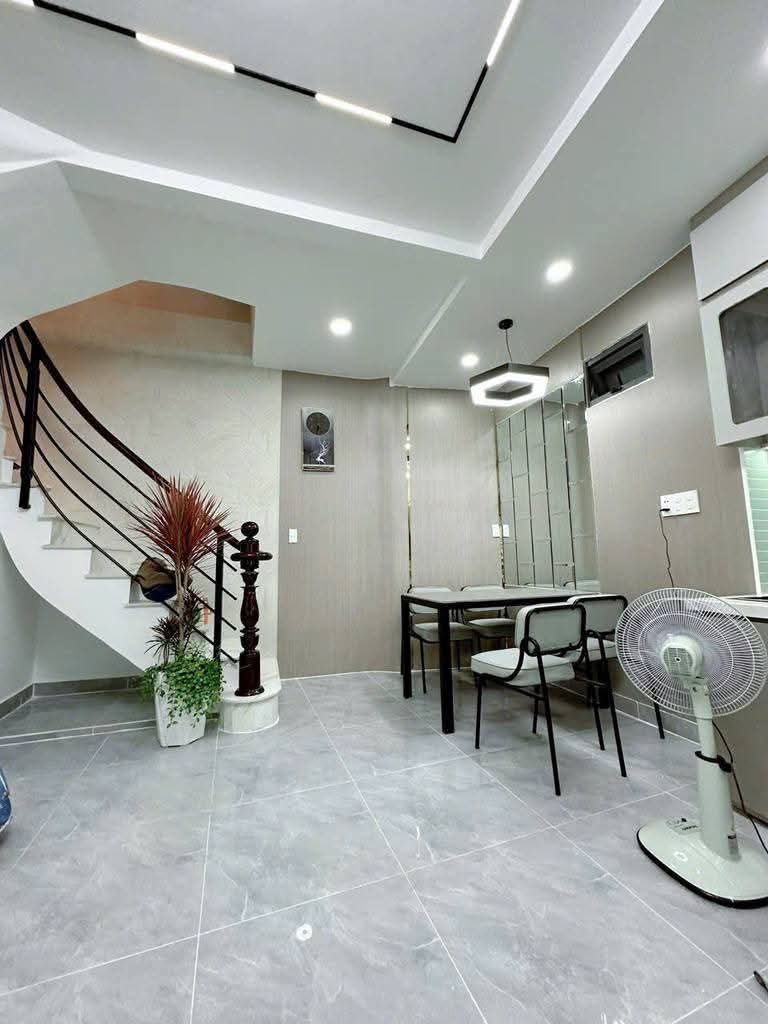 BÁN GẤP CĂN NHÀ 5TẦNG BTCT - Tặng Nội thất -Bình Thạnh -nhỉnh 5 tỷ