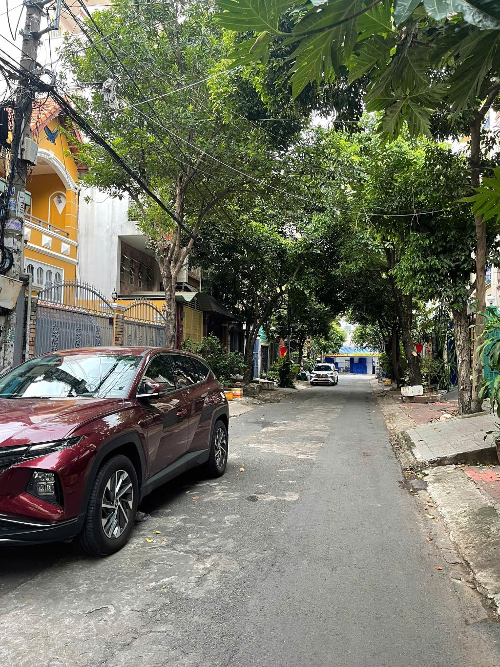 Khoán 37tr/th - Hẻm 11m - 4 Tầng thang máy - 4x18 - Bình Thạnh - Giá 13.6tỷ Có TL