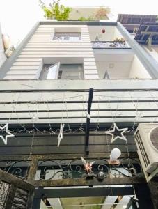 THÍCH QUẢNG ĐỨC - PHAN ĐĂNG LƯU - PHÚ NHUẬN