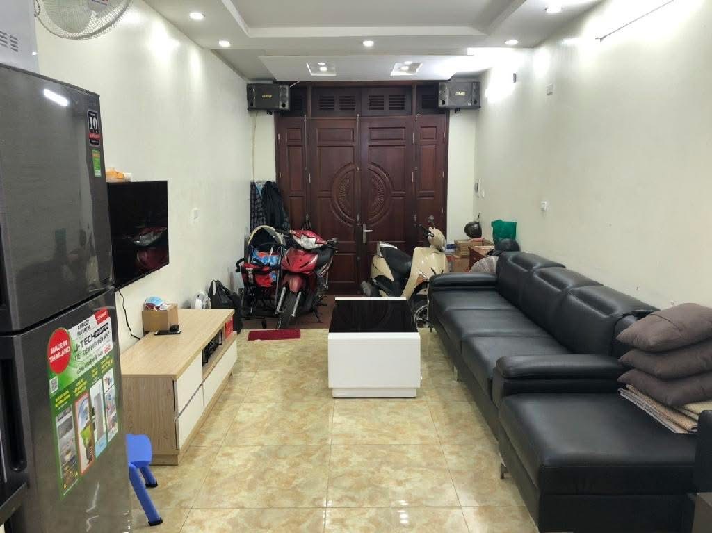 BÁN NHÀ TẠI CẦU BƯƠU, THANH TRÌ 50M, 5 TẦNG, MT 4,5M, GIÁ 6 TỶ