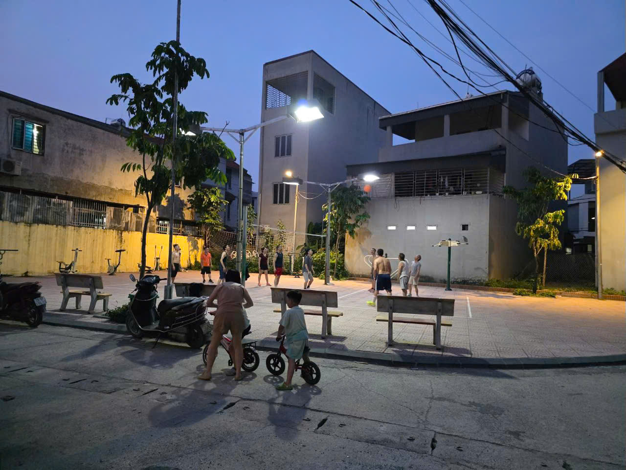 Bán đất sổ đỏ đẹp 45m2 ở Uy Nỗ, Đông Anh <5 tỷ