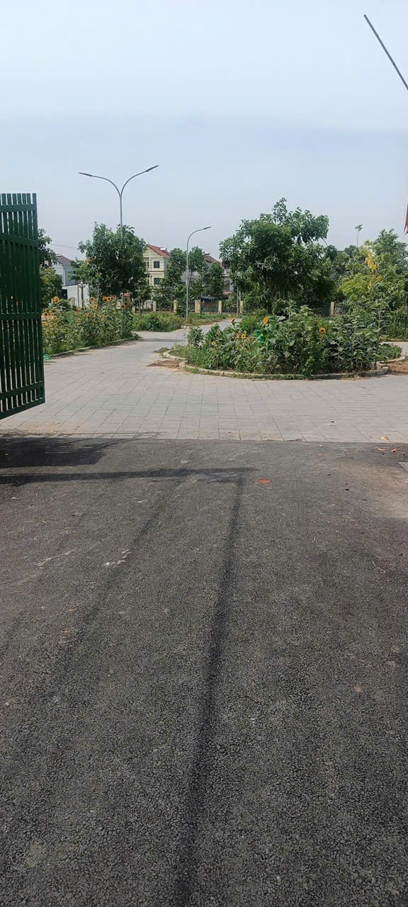 ĐẤT THỔ CƯ 100M2- NGÕ RỘNG 5M - ĐÔNG ANH-HÀ NỘI-5.3 TỶ
