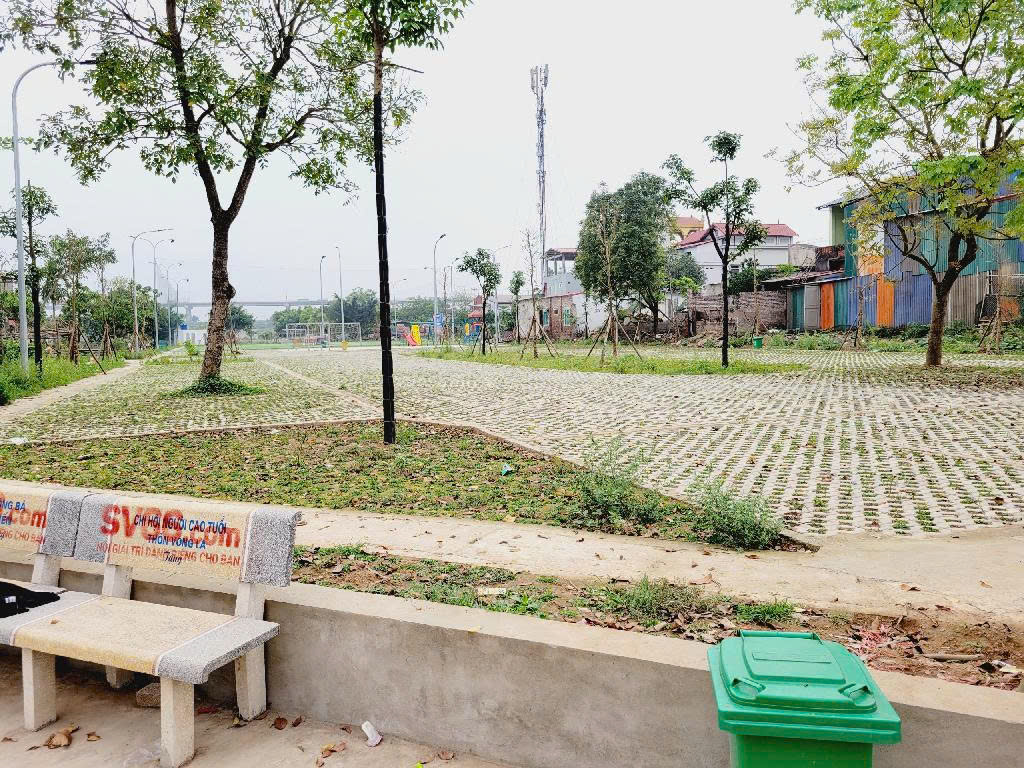 Bán đất Võng La _ Đông Anh, Lô góc view Công Viên, Ô tô tránh, 74m2, 1 tỷ 4