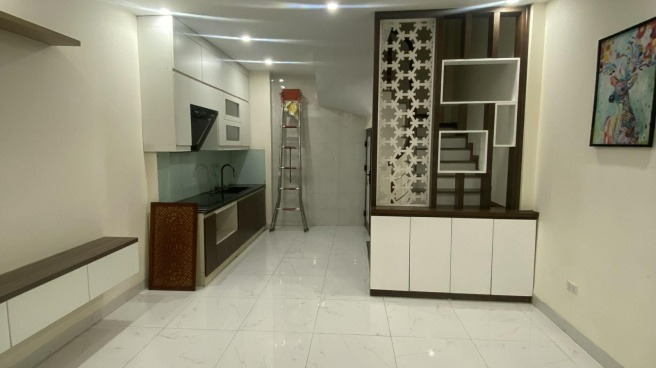 Bán nhà Đội Cấn Ba Đình ngõ to, kinh doan