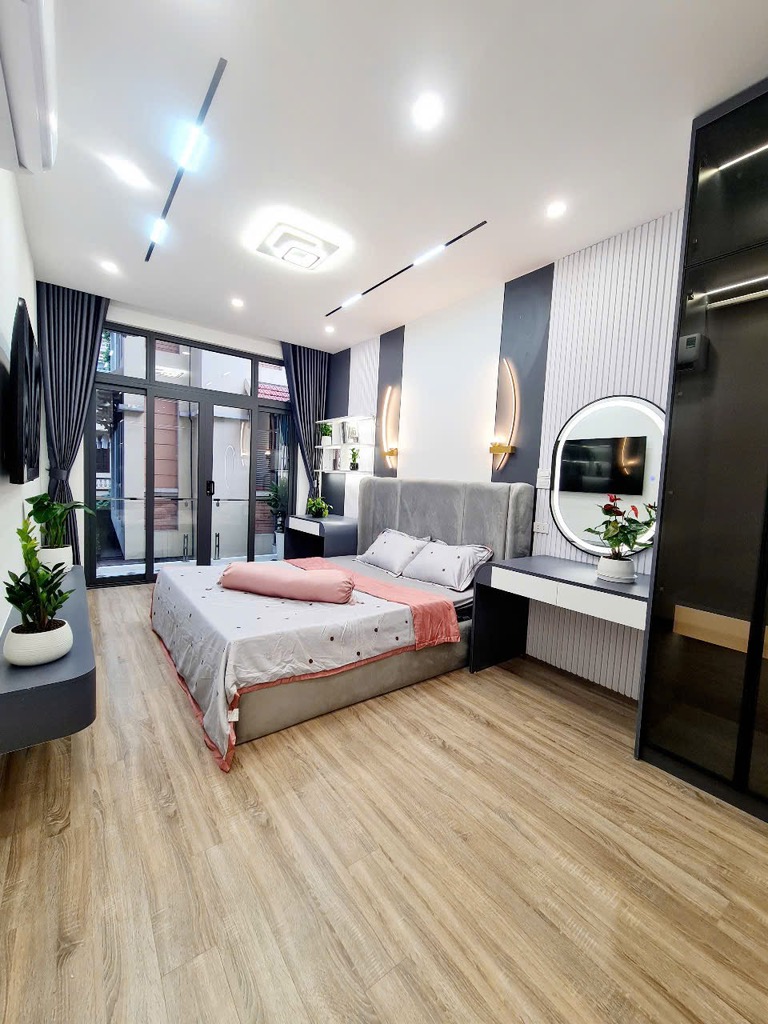 Bán nhà phố đội cấn SIÊU VIP 39m2 chỉ 9.6 tỷ Full Nội thất
