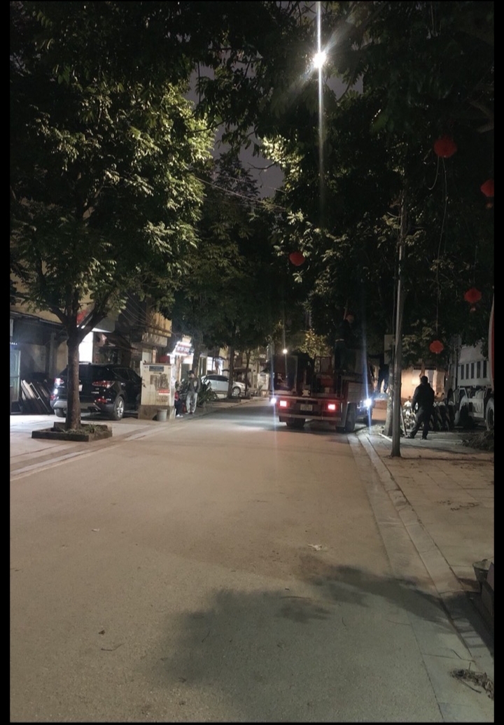 PHÂN LÔ - VỈA HÈ - Ô TÔ TRÁNH - KINH DOANH SẦM UẤT - Ô CHỜ THANG MÁY - GÀ ĐẺ TRỨNG VÀNG 13 PHÒNG CHO THUÊ