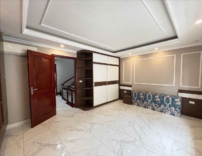 PHÂN LÔ - Ô TÔ TRÁNH - NHÀ ĐẸP Ở NGAY - KHU VỰC TRUNG TÂM HÀ ĐÔNG PHÁT TRIỂN TỪNG NGÀY