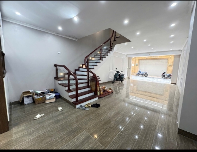 PHÂN LÔ - Ô TÔ TRÁNH - NHÀ ĐẸP Ở NGAY - KHU VỰC TRUNG TÂM HÀ ĐÔNG PHÁT TRIỂN TỪNG NGÀY