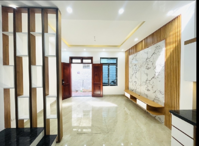 NHÀ MẶT PHỐ NGÔ THỊ SỸ.ÔTÔ TRÁNH.