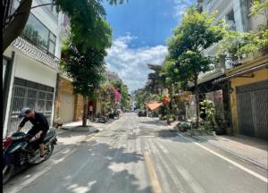 KINH DOANH – NGÃ 5 HÀ TRÌ – TRUNG TÂM SẦM UẤT – 5 TẦNG – PHÂN LÔ VỈA HÈ