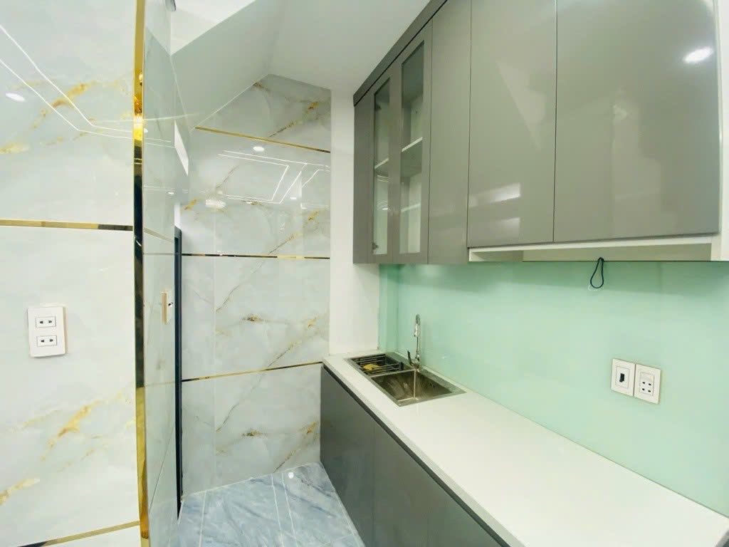 NHÀ LIÊN KHU 10-11, gần trung tâm, siêu thị Aeon Mall, Trường Học