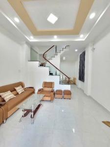 Bán nhà, Nguyễn Thượng Hiền, Bình Thạnh, Hẻm 5m, 3 tầng,36m2, giá 5 tỷ xx