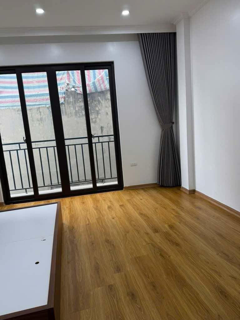 BÁN NHÀ PHỐ NGỌA LONG BẮC TỪ LIÊM 6 TẦNG THANG MÁY MỚI KÍNH KOONG