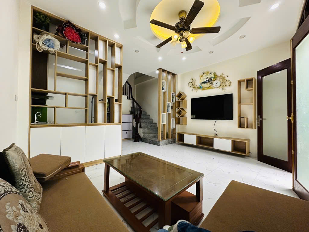 BÁN NHÀ ĐẸP 4 TẦNG – 35M² – ĐẠI TỰ, KIM CHUNG – GIÁ 4,85 TỶ