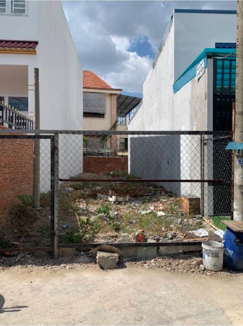 Bán nhà gần chợ đầu mối nông sản Thủ Đức