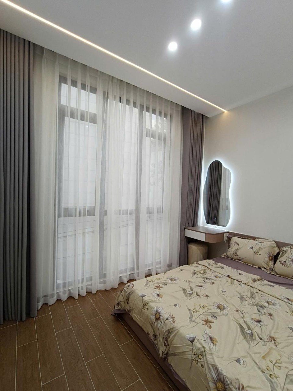 BÁN NHÀ ĐƯỜNG LÁNG - THOÁNG TRƯỚC SAU, SÂN ĐỂ XE RIÊNG, CÔNG NĂNG ĐẦY ĐỦ
