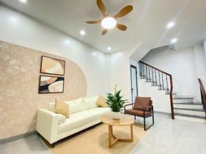 BÁN NHÀ NGUYỄN LƯƠNG BẰNG - XÂY MỚI - ĐẸP NHƯ KHÁCH SẠN - GẦN PHỐ.