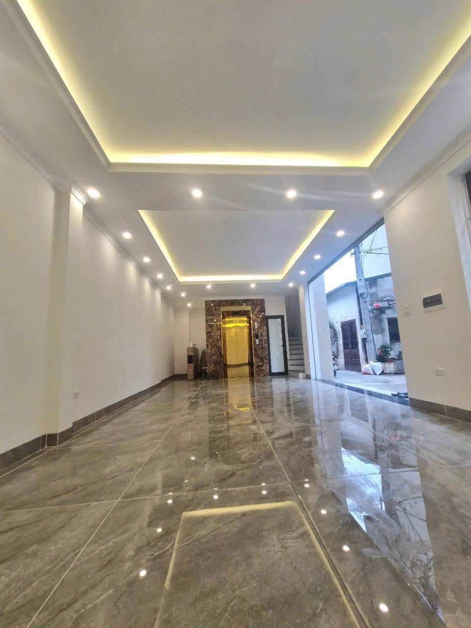 BÁN NHÀ THẠCH BÀN LONG BIÊN