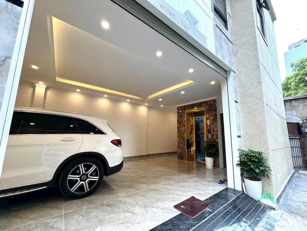 BÁN NHÀ THẠCH BÀN LONG BIÊN