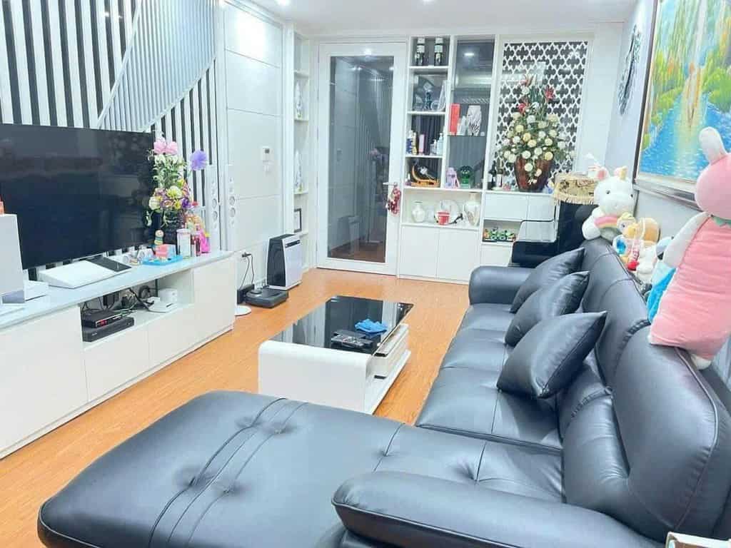 CHÍNH CHỦ cần bán nhà gấp đi định cư nước ngoài