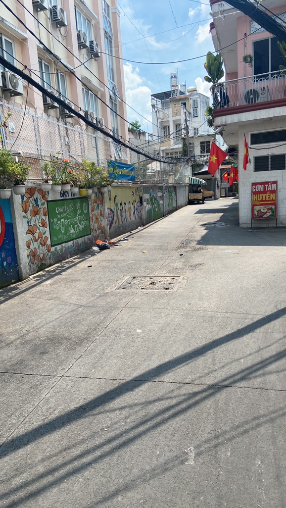 TÒA NHÀ DT 79M. ĐƯỜNG LÊ VĂN DUYỆT  Q. BÌNH THANH. GIÁ 18TY TL