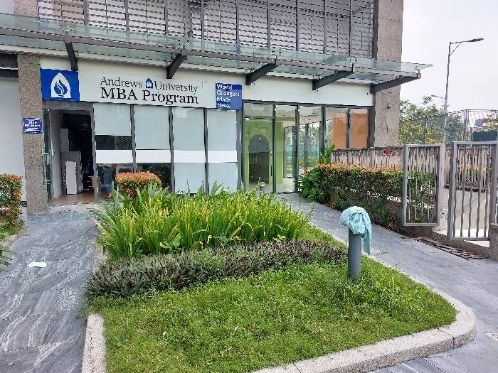 Nhà đẹp Minh Khai 5m ra phố 24m2 3,5 tỷ