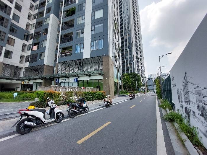 Nhà đẹp Minh Khai 5m ra phố 24m2 3,5 tỷ
