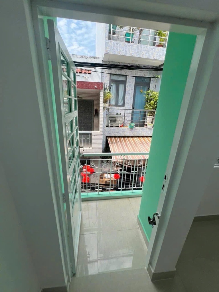 Nhà q5 siêu rẻ
