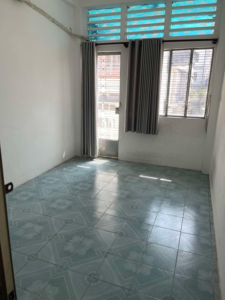 Nhà q5 siêu rẻ