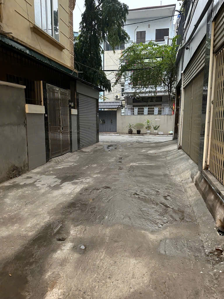BÁN NHÀ TÂN MAI HOÀNG MAI,NHÀ ĐẸP, Ở NGAY, DIỆN TÍCH 43M2 ,GIÁ CHỈ 11.7 TỶ.