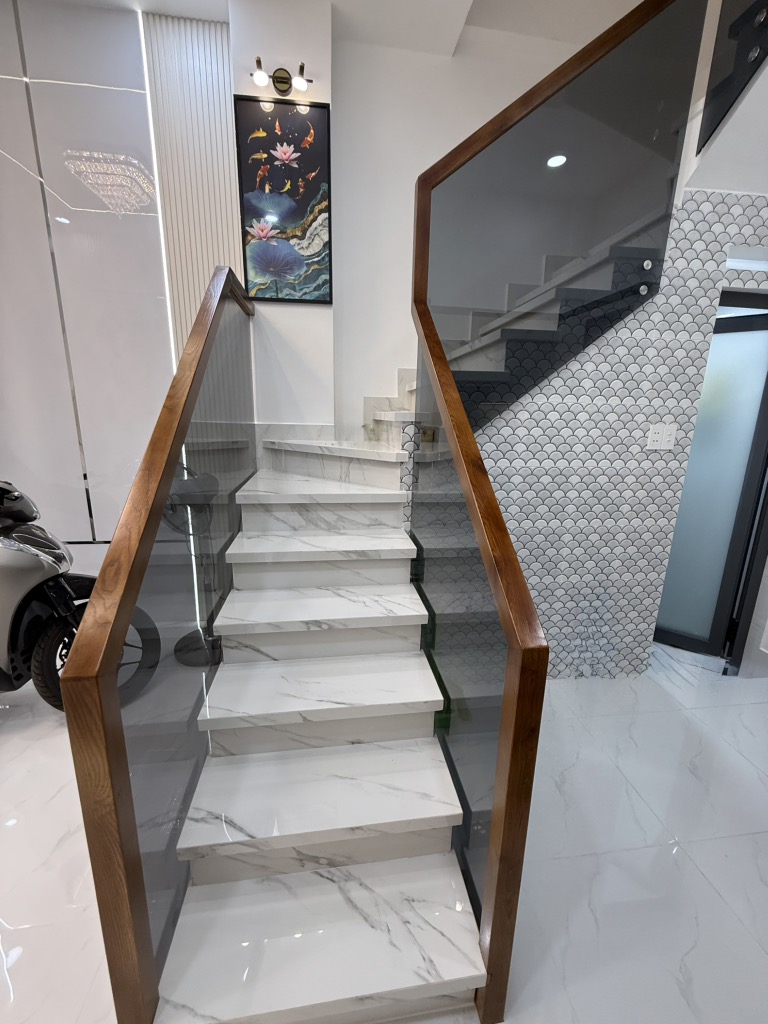 Siêu phẩm Nguyễn Hồng Đào, khu vip Bàu Cát, Tân Bình, HXT, 2 lầu, giá 5,1 tỷ