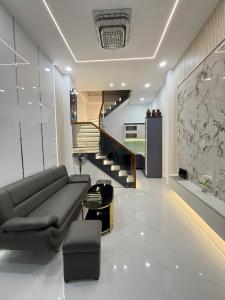 Siêu phẩm Nguyễn Hồng Đào, khu vip Bàu Cát, Tân Bình, HXT, 2 lầu, giá 5,1 tỷ