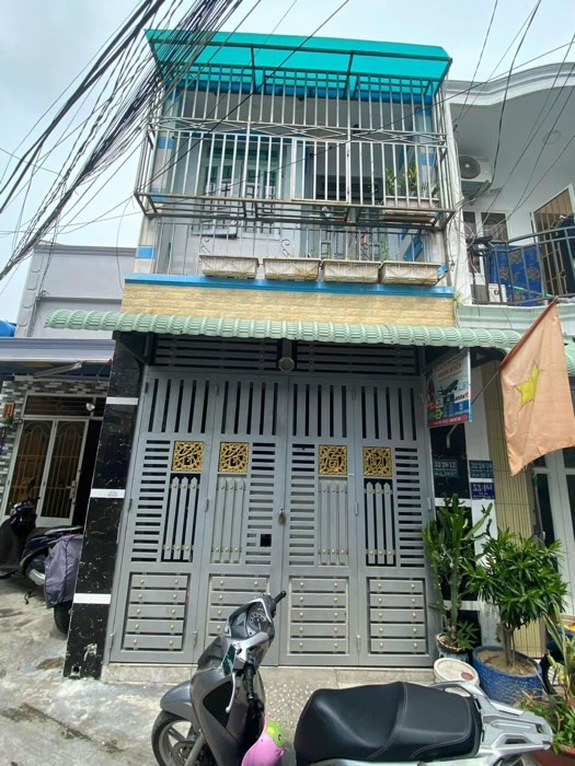PHẠM VĂN CHIÊU - GÒ VẤP - 40m2 - 1 TRỆT 1 LẦU - HẺM XE MÁY - GẦN NHIỀU TIỆN ÍCH