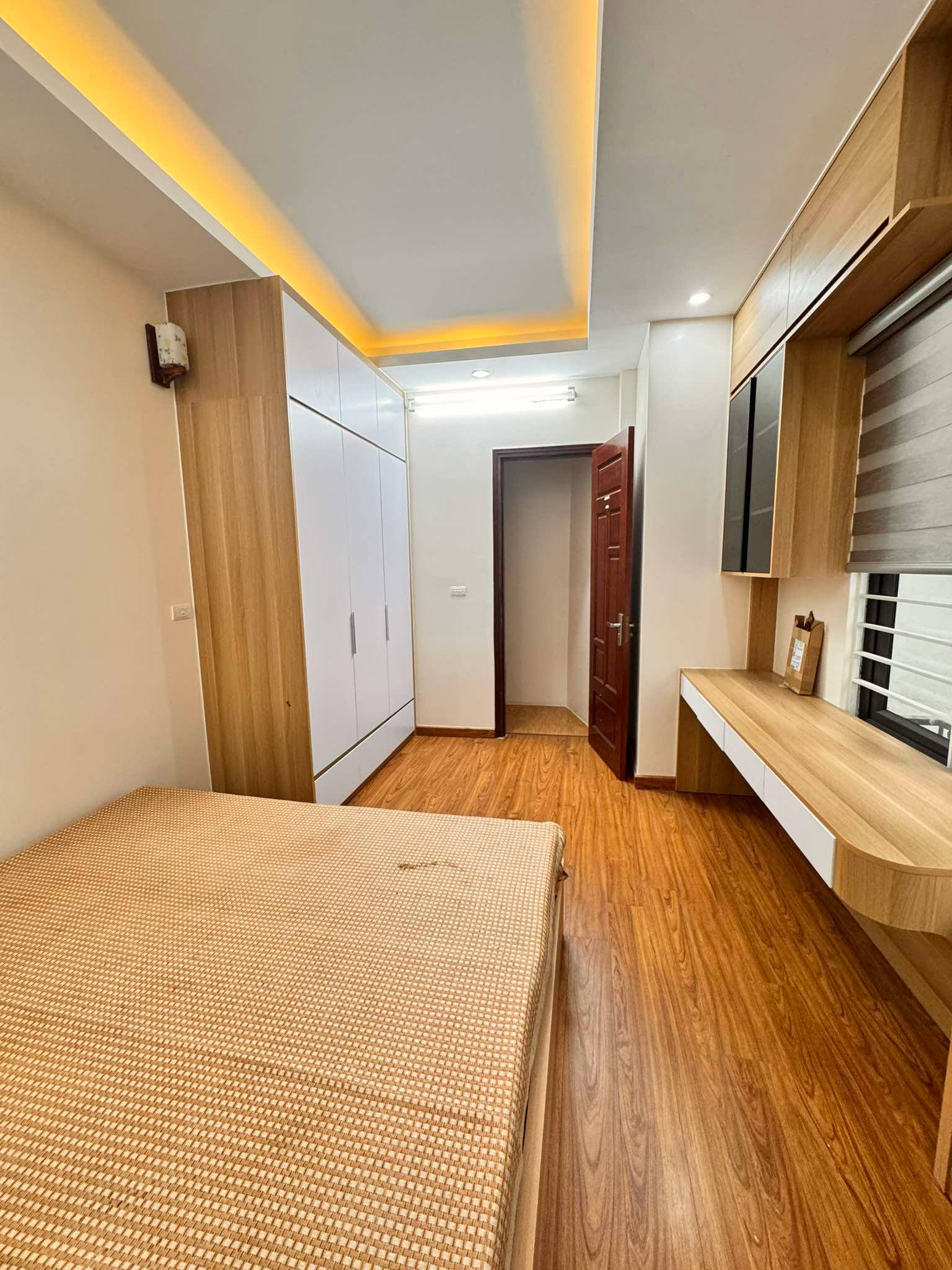 XUÂN ĐỈNH - BẮC TỪ LIÊM - NHÀ ĐẸP Ở NGAY - SỔ ĐỎ TRAO TAY - KINH DOANH SẦM UẤT