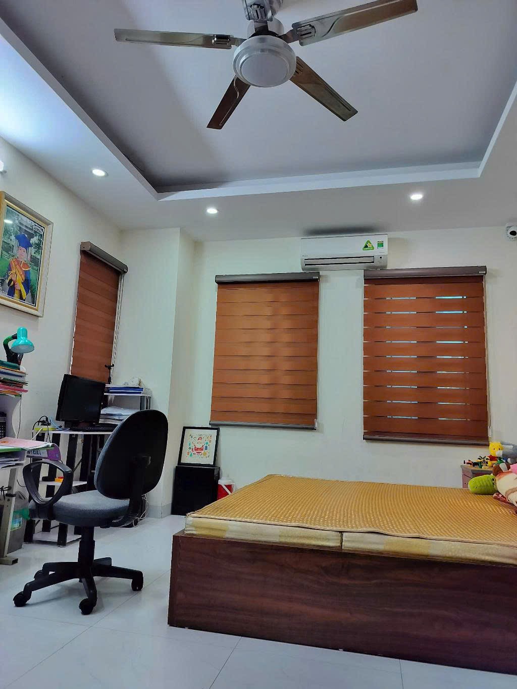 PHƯƠNG CANH, NHÀ ĐẸP,LÔ GÓC ,Ô TÔ ĐỖ CỬA, 30M2, GIÁ 6,XX tỷ