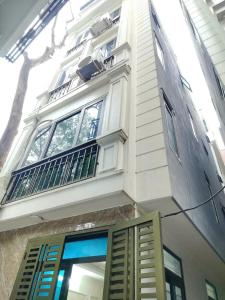 PHƯƠNG CANH, NHÀ ĐẸP,LÔ GÓC ,Ô TÔ ĐỖ CỬA, 30M2, GIÁ 6,XX tỷ