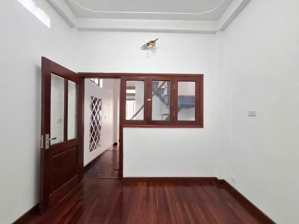BÁN NHÀ NGỌC THỤY – LONG BIÊN Ô TÔ VÀO NHÀ – 5 TẦNG ĐẸP – GIÁ 7,6 TỶ