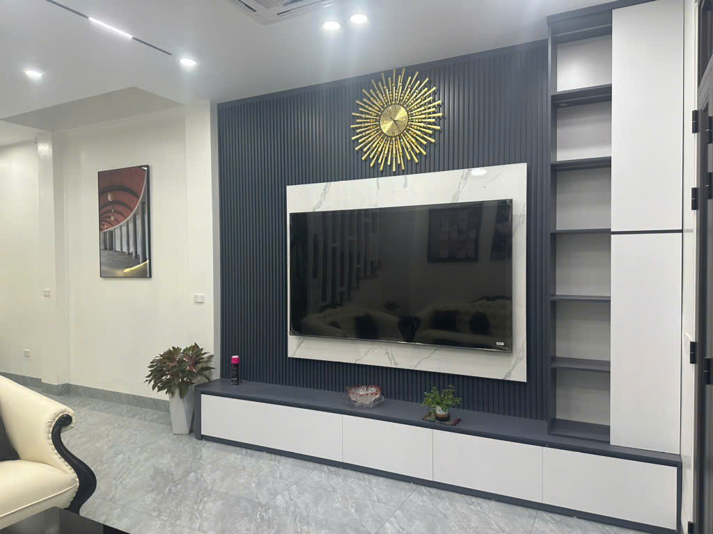 Đất hiếm Đất võng la Đông anh mặt đường 92,5m2 13,9ty