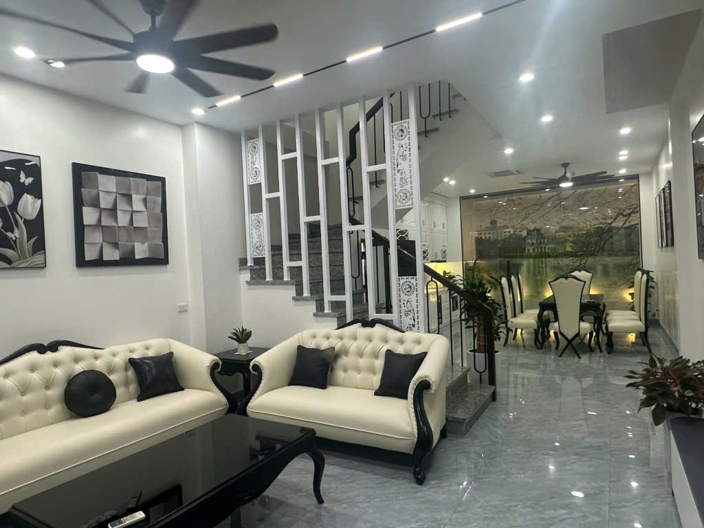 Đất hiếm Đất võng la Đông anh mặt đường 92,5m2 13,9ty