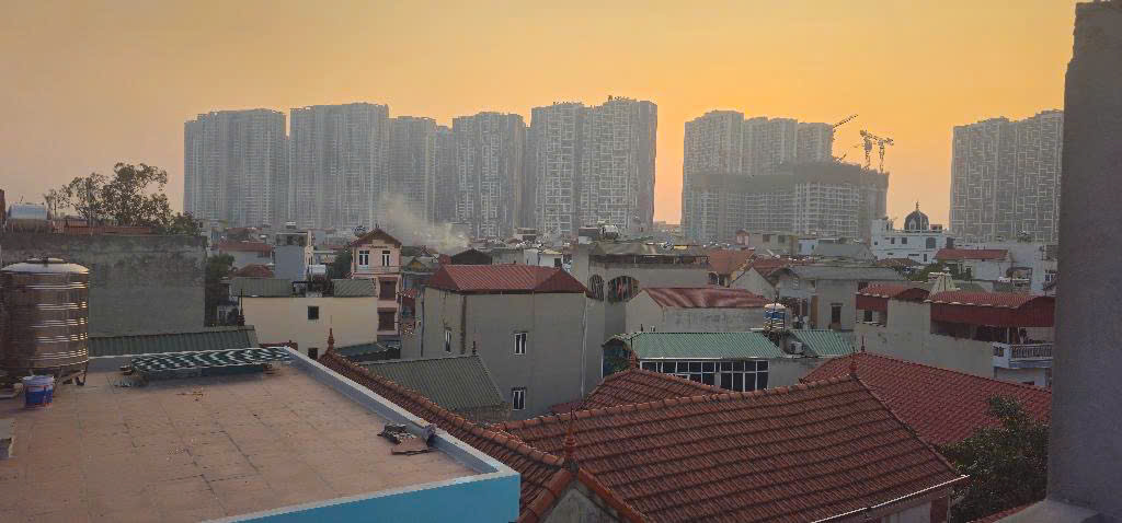 Bán nhà riêng, hàng xóm Vin Tây Mỗ , mặt tiền rộng thoáng trước sau,nhỉnh 4 tỷ