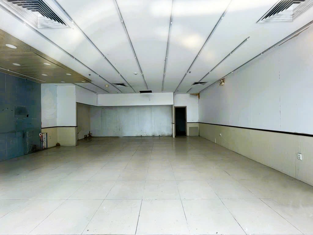 Bán CC chân đế, kinh doanh siêu đỉnh Mỹ Đình, diện tích gần 70m2, giá chào 6.x x có như không