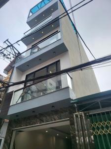 NHÀ MỚI XÂY ĐỘC LẬP.VỊ TRÍ VÔ CÙNG ĐẸP
