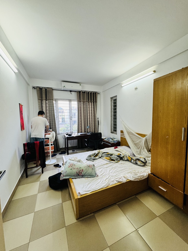 HIẾM - THOÁNG MÁT - GẦN Ô TÔ - DÂN XÂY - GIÁ ĐẦU TƯ - 4 NGỦ - Ở SƯỚNG - AN NINH TỐT