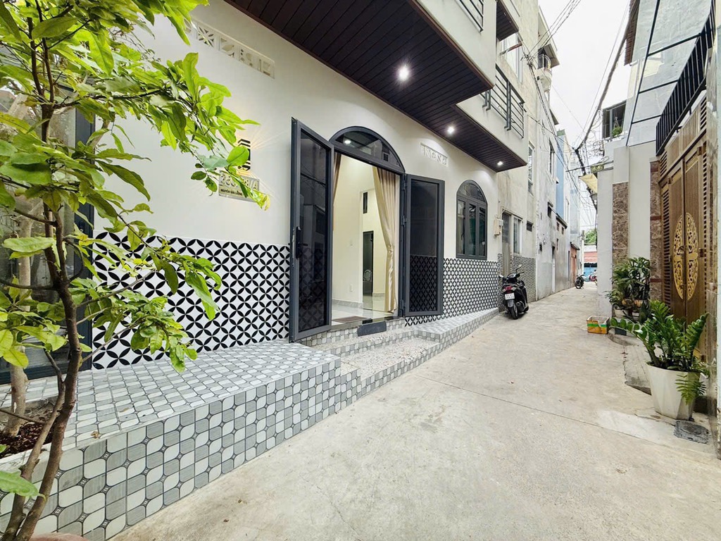 Nhà Đẹp Nguyễn Văn Lượng – 1 Trệt 1 Lầu, 2PN, Ban Công Chill – Giá Nhỉnh 5 Tỷ